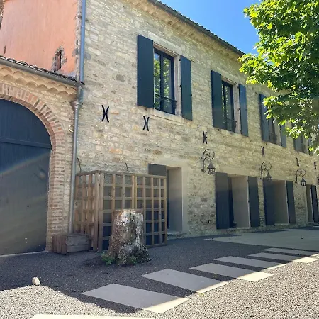 فيلة L'hacienda